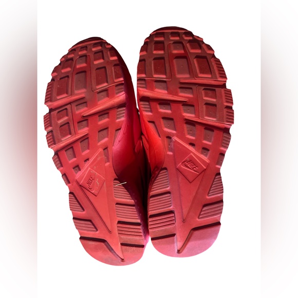 Nike Air Huarache Red Running Shoes, 6.5Youth - Picture 5 of 5